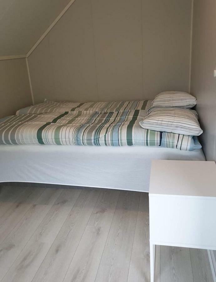 Waerholmen Apartment Lavik  ภายนอก รูปภาพ